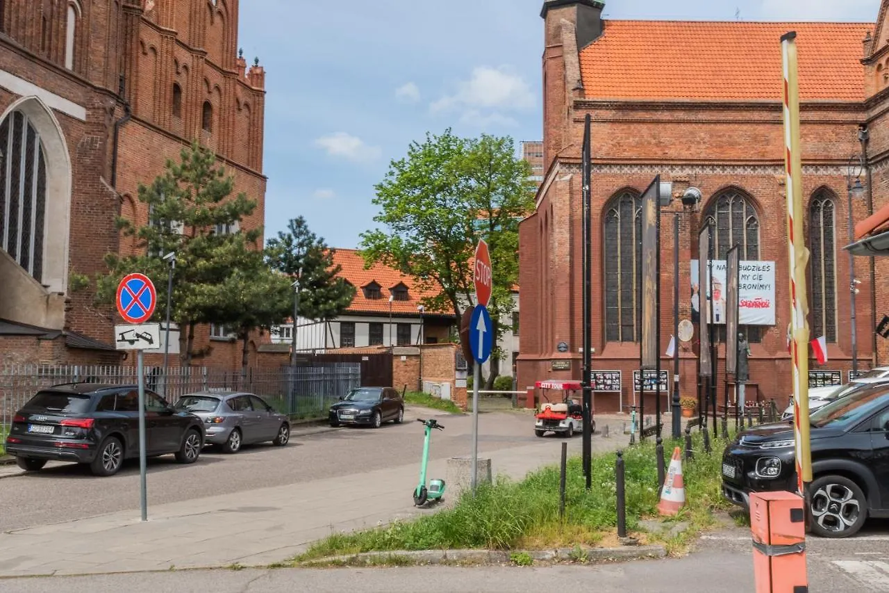 Bell Tower Old Town Gdansk Apartment 0*,